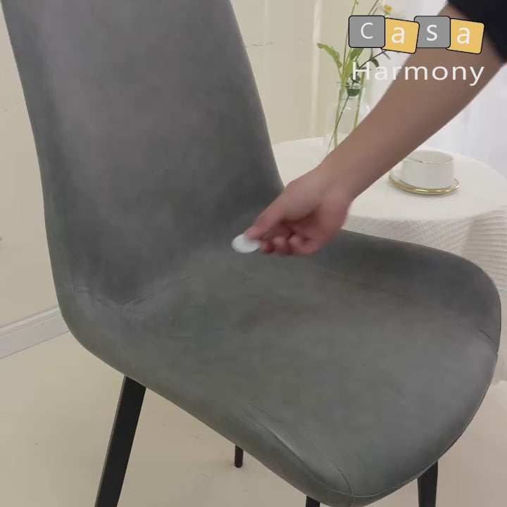 Coperchio di sedia seduto scandinavo e curvo all'indietro Damasse